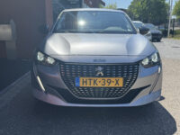 Peugeot 208 1.2 PureTech Allure // CRUISE // NAVI // PDC // APPLE CARPLAY - ANDROID AUTO // DAB RADIO // LED // 34