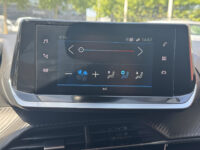 Peugeot 208 1.2 PureTech Allure // CRUISE // NAVI // PDC // APPLE CARPLAY - ANDROID AUTO // DAB RADIO // LED // 49