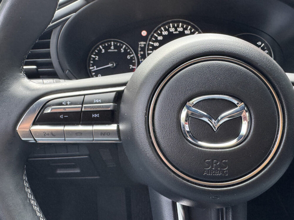 Mazda 3 2.0 e-SkyActiv-G M Hybrid 122 Luxury // FULL LED // NAVI + CARPLAY // 360 CAMERA + SENSOREN // BOSE AUDIO // HUD // ADAPTIV CRUI 12
