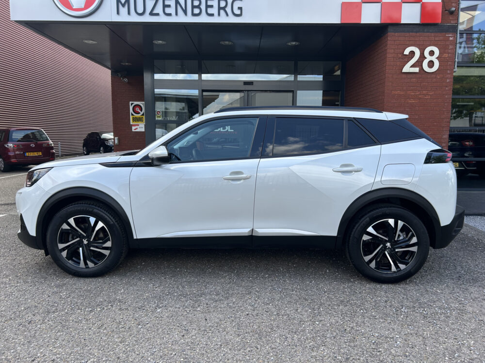 Peugeot 2008 1.2 PureTech Allure // LED // CAMERA+SENSOREN // NAVI+ CARPLAY // CLIMA // 3