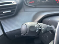 Peugeot 2008 1.2 PureTech Allure // LED // CAMERA+SENSOREN // NAVI+ CARPLAY // CLIMA // 44