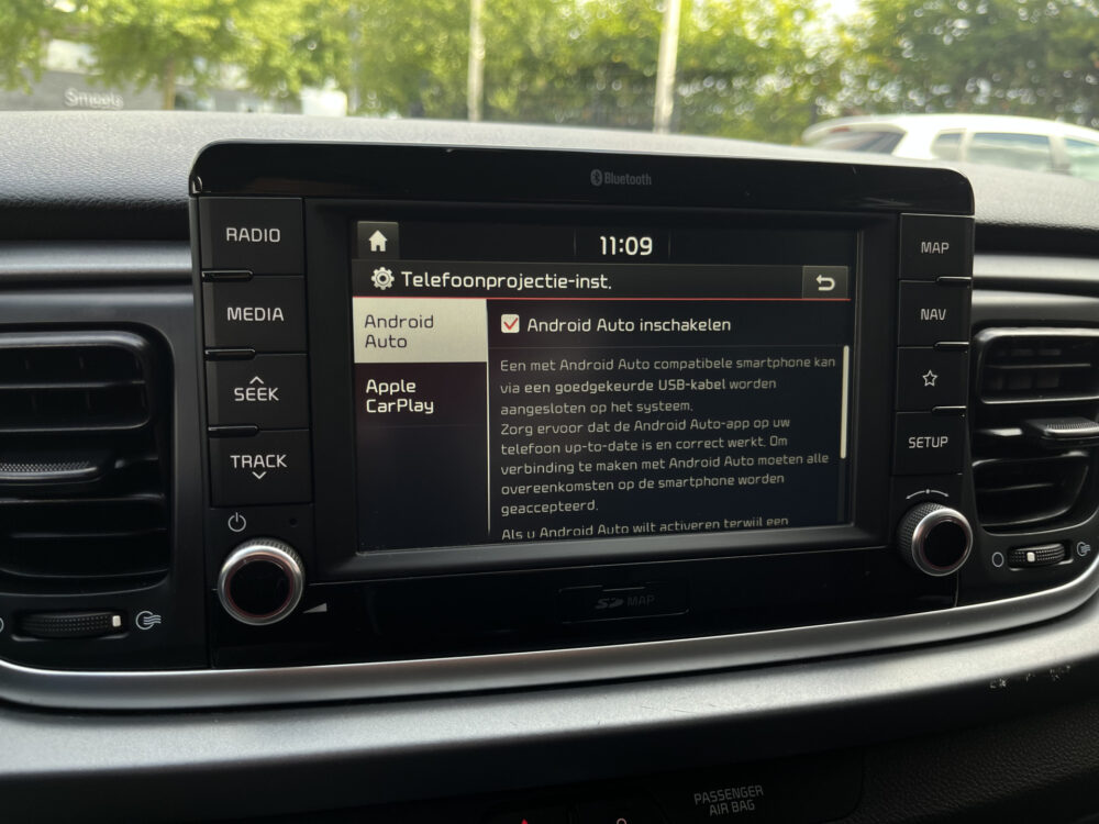 Kia Rio 1.2 CVVT DynamicLine // NAVI // AIRCO // CAMERA // LICHT METALEN VELGEN // APPLE CARPLAY - ANDROID AUTO // 26