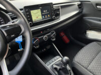 Kia Rio 1.2 CVVT DynamicLine // NAVI // AIRCO // CAMERA // LICHT METALEN VELGEN // APPLE CARPLAY - ANDROID AUTO // 50