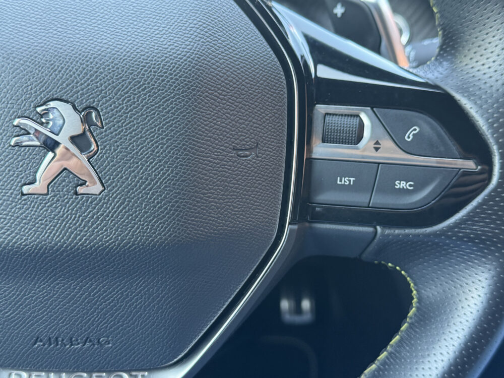 Peugeot 2008 1.2 PureTech GT-Line // LED // HALF LEDER // DODEHOEK // CRUISE // STOELVERWARMING // APPLE-ANROID AUTO // 16