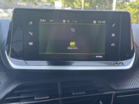 Peugeot 2008 1.2 PureTech GT-Line // LED // HALF LEDER // DODEHOEK // CRUISE // STOELVERWARMING // APPLE-ANROID AUTO // 56