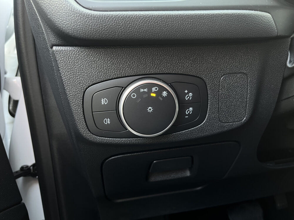 Ford FOCUS Wagon 1.5 EcoBoost Active Business // FULL LED // NAVI + CARPLAY // CLIMA // PDC V+A // CAMERA 19