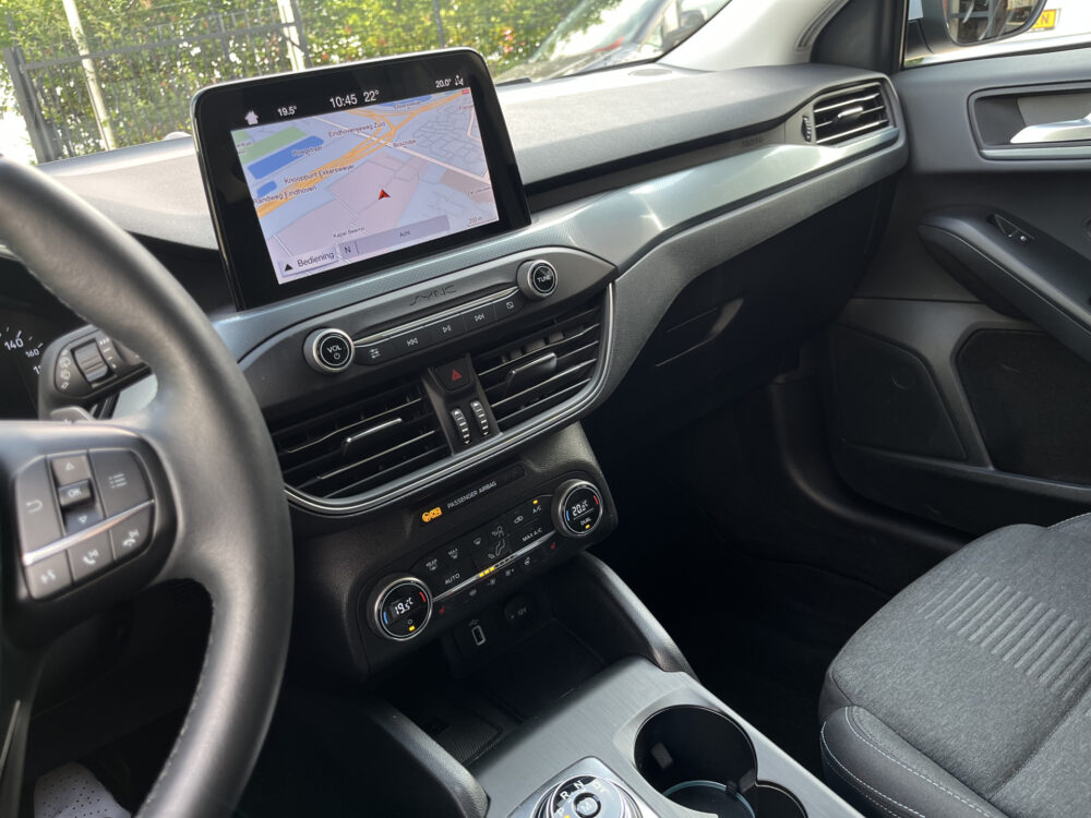 Ford FOCUS Wagon 1.5 EcoBoost Active Business // FULL LED // NAVI + CARPLAY // CLIMA // PDC V+A // CAMERA 33