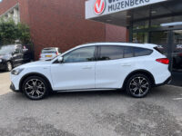 Ford FOCUS Wagon 1.5 EcoBoost Active Business // FULL LED // NAVI + CARPLAY // CLIMA // PDC V+A // CAMERA 40