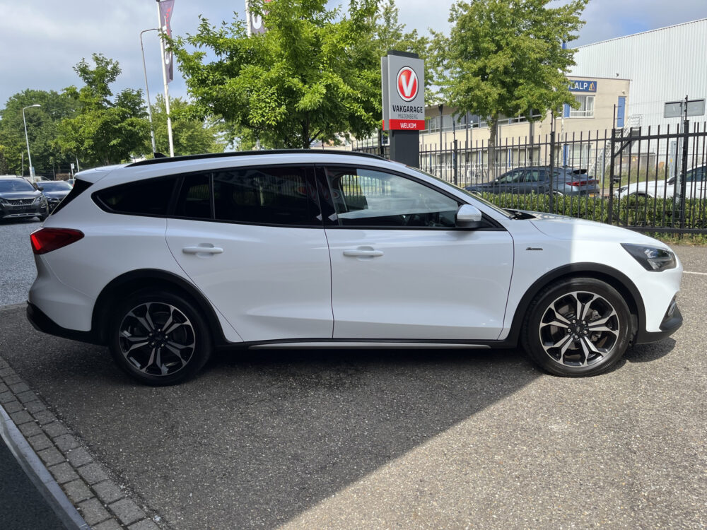 Ford FOCUS Wagon 1.5 EcoBoost Active Business // FULL LED // NAVI + CARPLAY // CLIMA // PDC V+A // CAMERA 6