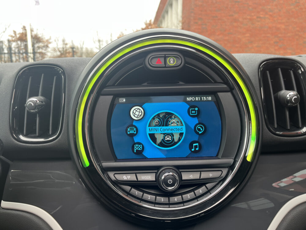 MINI Countryman 2.0 Cooper S E ALL4 // FULL LED // NAVI // CAMERA // PANO/SCHUIFKANTELDAK // PDC 21