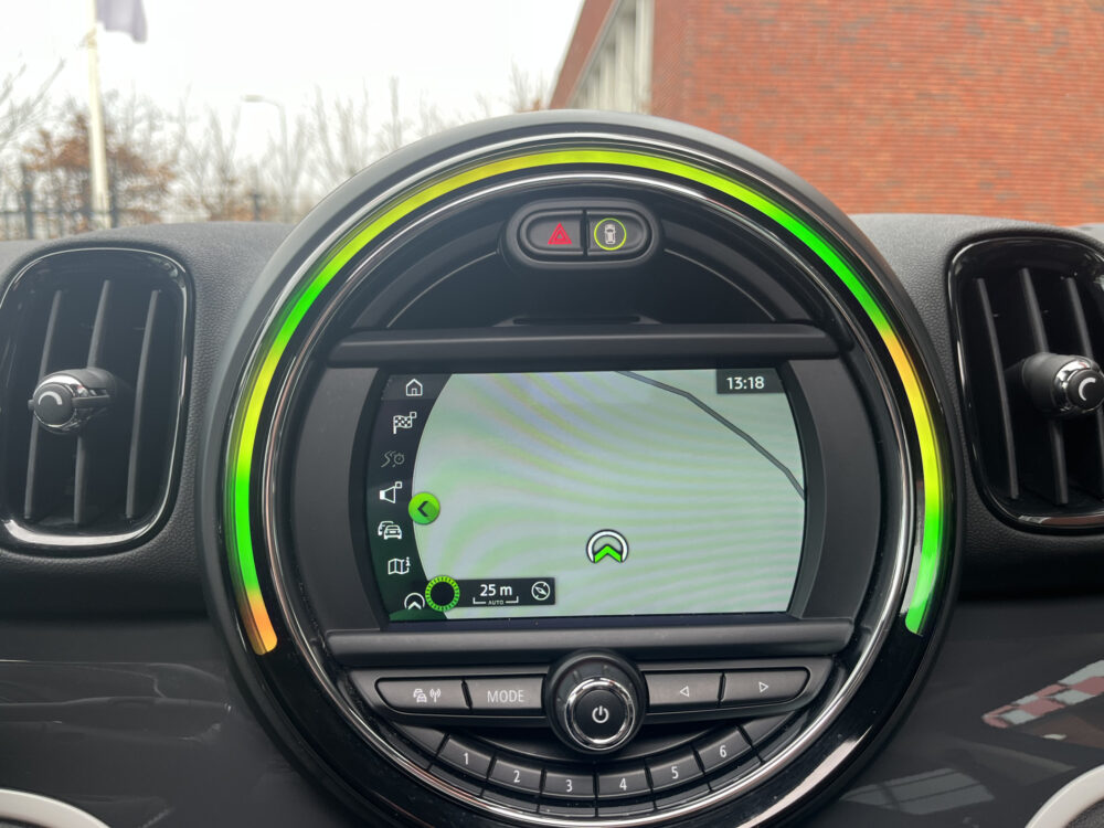 MINI Countryman 2.0 Cooper S E ALL4 // FULL LED // NAVI // CAMERA // PANO/SCHUIFKANTELDAK // PDC 22