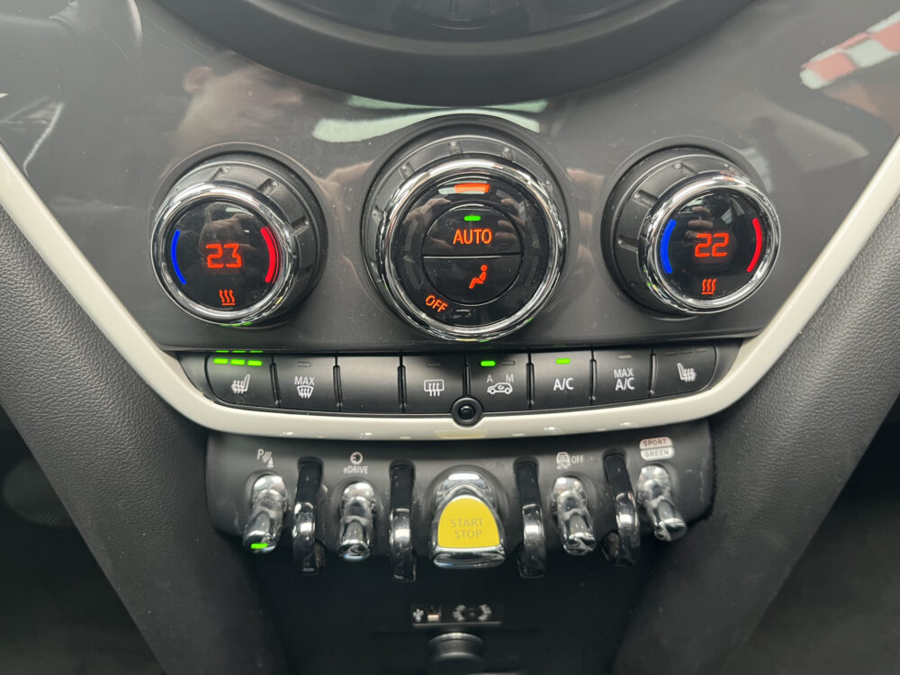 MINI Countryman 2.0 Cooper S E ALL4 // FULL LED // NAVI // CAMERA // PANO/SCHUIFKANTELDAK // PDC 24