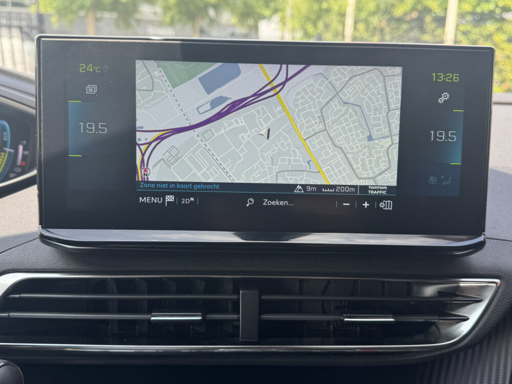 Peugeot 3008 1.6 HYbrid 225 Allure // LED // NAVI + CARPLAY // CAMERA + SENSOREN // STOELVERWARMING 16