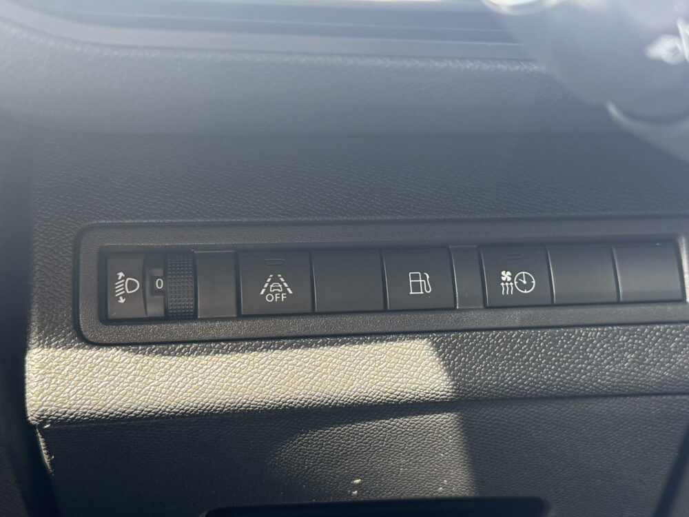 Peugeot 3008 1.6 HYbrid 225 Allure // LED // NAVI + CARPLAY // CAMERA + SENSOREN // STOELVERWARMING 29