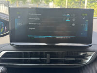Peugeot 3008 1.6 HYbrid 225 Allure // LED // NAVI + CARPLAY // CAMERA + SENSOREN // STOELVERWARMING 52