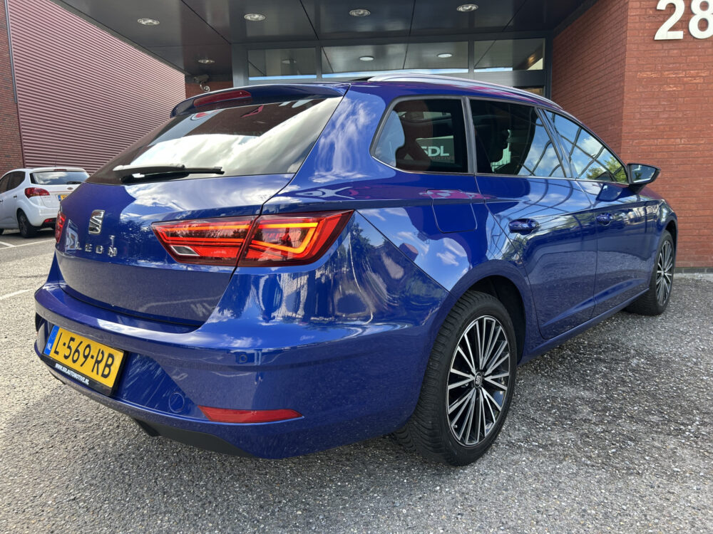 SEAT León ST 1.8 TSI Xcellence Business Intense // LED // HALF LEDER-ALCANTARA // ELEK. STOELEN // SEAT SOUND // ADAP. CRUISE // NAVI+CARPLAY 2