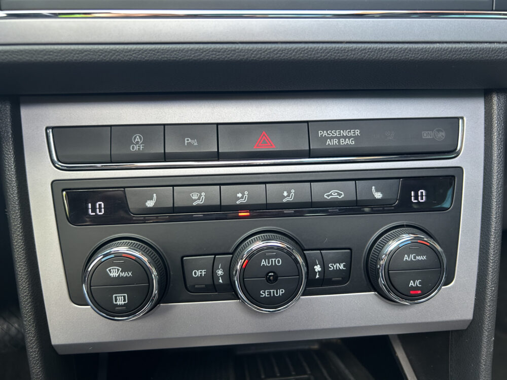 SEAT León ST 1.8 TSI Xcellence Business Intense // LED // HALF LEDER-ALCANTARA // ELEK. STOELEN // SEAT SOUND // ADAP. CRUISE // NAVI+CARPLAY 20