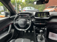 Peugeot 2008 1.2 PureTech GT-Line 131 PK! // LED // 3D COCKPIT // APPLE-ANDROID AUTO // CRUISE // STOELVERWARMING // 40