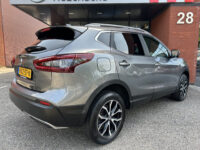 Nissan QASHQAI 1.3 DIG-T N-Connecta // PANO DAK // NAVI // CLIMA // CRUISE // CAMERA // PDC // 36
