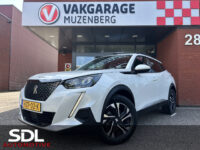 Peugeot 2008 1.2 PureTech Allure // NAVI // CLIMA // CRUISE // CAMERA // APPLE CARPLAY / ANDROID AUTO // 32