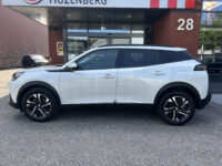 Peugeot 2008 1.2 PureTech Allure // NAVI // CLIMA // CRUISE // CAMERA // APPLE CARPLAY / ANDROID AUTO // 35