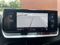 Peugeot 2008 1.2 PureTech Allure // NAVI // CLIMA // CRUISE // CAMERA // APPLE CARPLAY / ANDROID AUTO // 47
