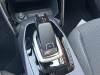 Peugeot 2008 1.2 PureTech Allure // NAVI // CLIMA // CRUISE // CAMERA // APPLE CARPLAY / ANDROID AUTO // 52