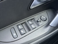 Peugeot 2008 1.2 PureTech Allure // NAVI // CLIMA // CRUISE // CAMERA // APPLE CARPLAY / ANDROID AUTO // 54