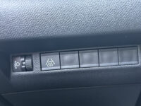 Peugeot 2008 1.2 PureTech Allure // NAVI // CLIMA // CRUISE // CAMERA // APPLE CARPLAY / ANDROID AUTO // 55
