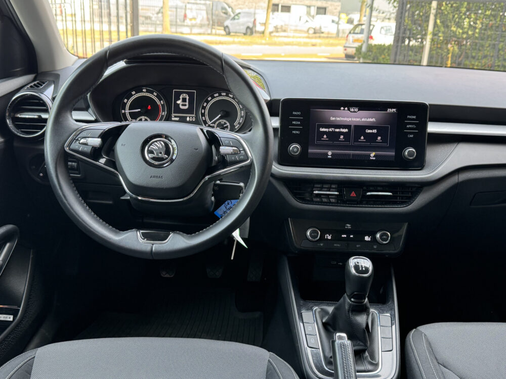 Škoda Fabia 1.0 Ambition // LED // CLIMA // CRUISE CONTROL // APPLE-ANDROID AUTO // PDC // 11