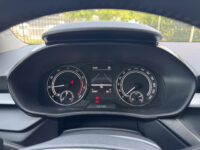 Škoda Fabia 1.0 Ambition // LED // CLIMA // CRUISE CONTROL // APPLE-ANDROID AUTO // PDC // 46