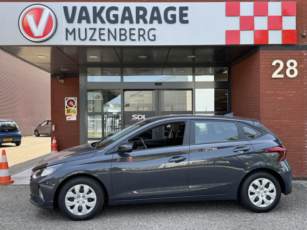 Hyundai i20 1.0 T-GDI Comfort // APPLE CARPLAY / ANDROID AUTO // CAMERA // PDC // CRUISE // DAB 2