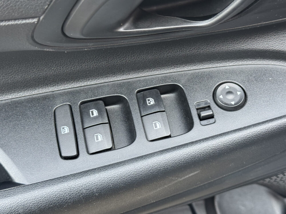 Hyundai i20 1.0 T-GDI Comfort // APPLE CARPLAY / ANDROID AUTO // CAMERA // PDC // CRUISE // DAB 23