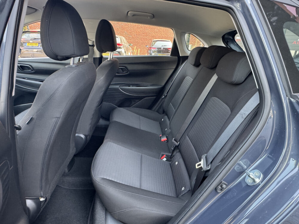Hyundai i20 1.0 T-GDI Comfort // APPLE CARPLAY / ANDROID AUTO // CAMERA // PDC // CRUISE // DAB 9