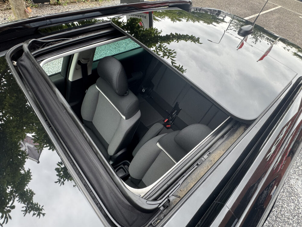 Citroën C3 Aircross 1.2 PureTech Shine // CRUISE // NAVI + CARPLAY // LEDER // PANO/SCHUIFKANTELDAK // CLIMA // KEYLESS 12