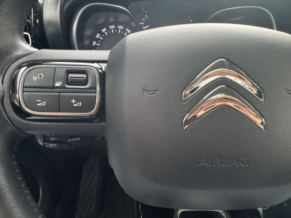 Citroën C3 Aircross 1.2 PureTech Shine // CRUISE // NAVI + CARPLAY // LEDER // PANO/SCHUIFKANTELDAK // CLIMA // KEYLESS 14