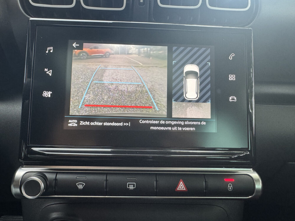 Citroën C3 Aircross 1.2 PureTech Shine // CRUISE // NAVI + CARPLAY // LEDER // PANO/SCHUIFKANTELDAK // CLIMA // KEYLESS 17
