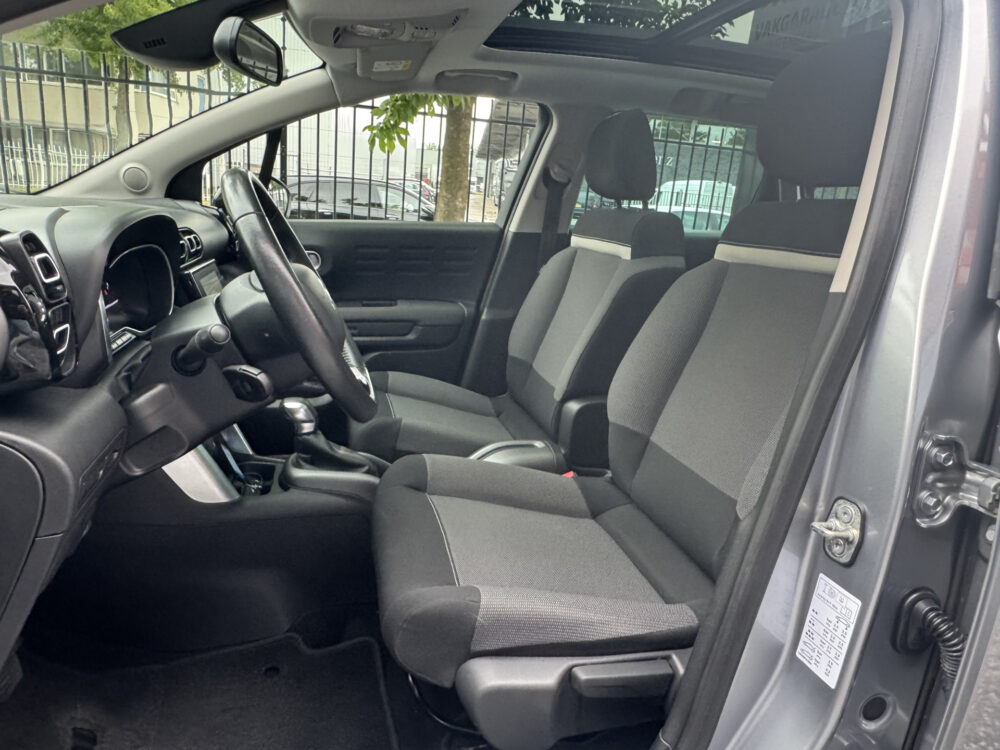Citroën C3 Aircross 1.2 PureTech Shine // CRUISE // NAVI + CARPLAY // LEDER // PANO/SCHUIFKANTELDAK // CLIMA // KEYLESS 8