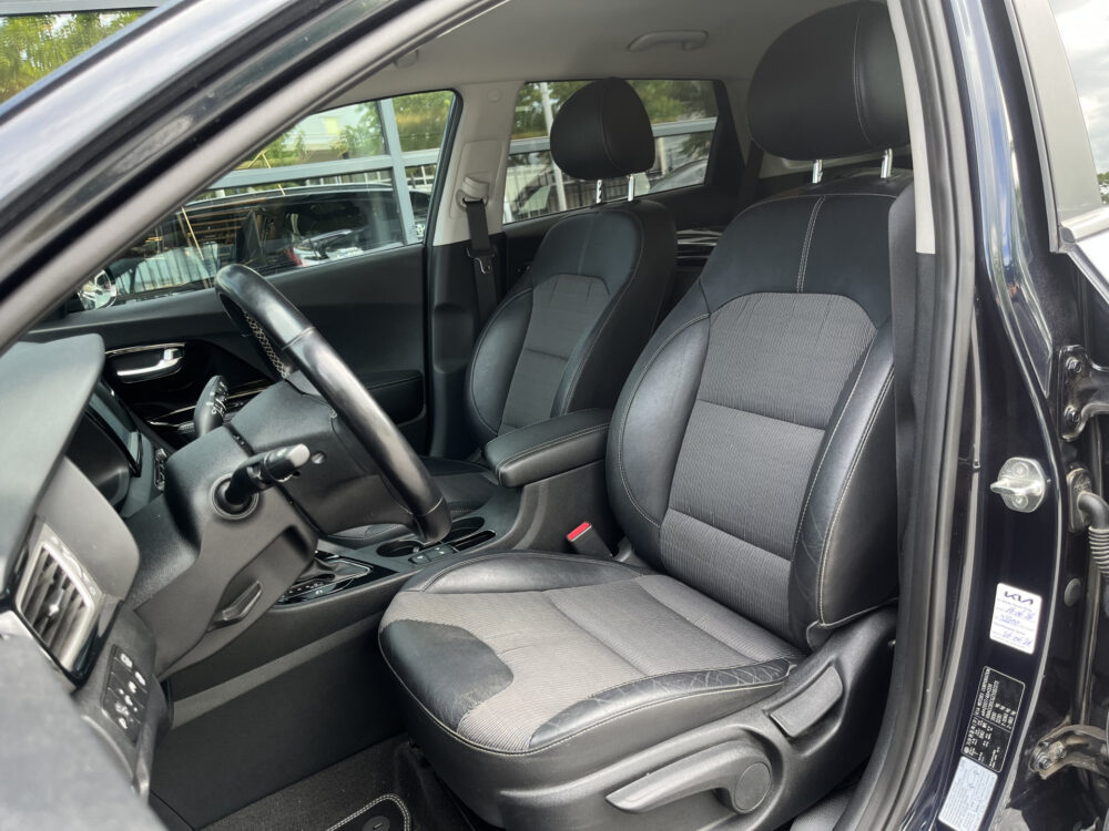 Kia Niro 1.6 GDi Hybrid DynamicPlusLine // LED // HALF LEDER // CAMERA+SENSOREN // NAVI+CARPLAY // AFN. TREKHAAK // 12