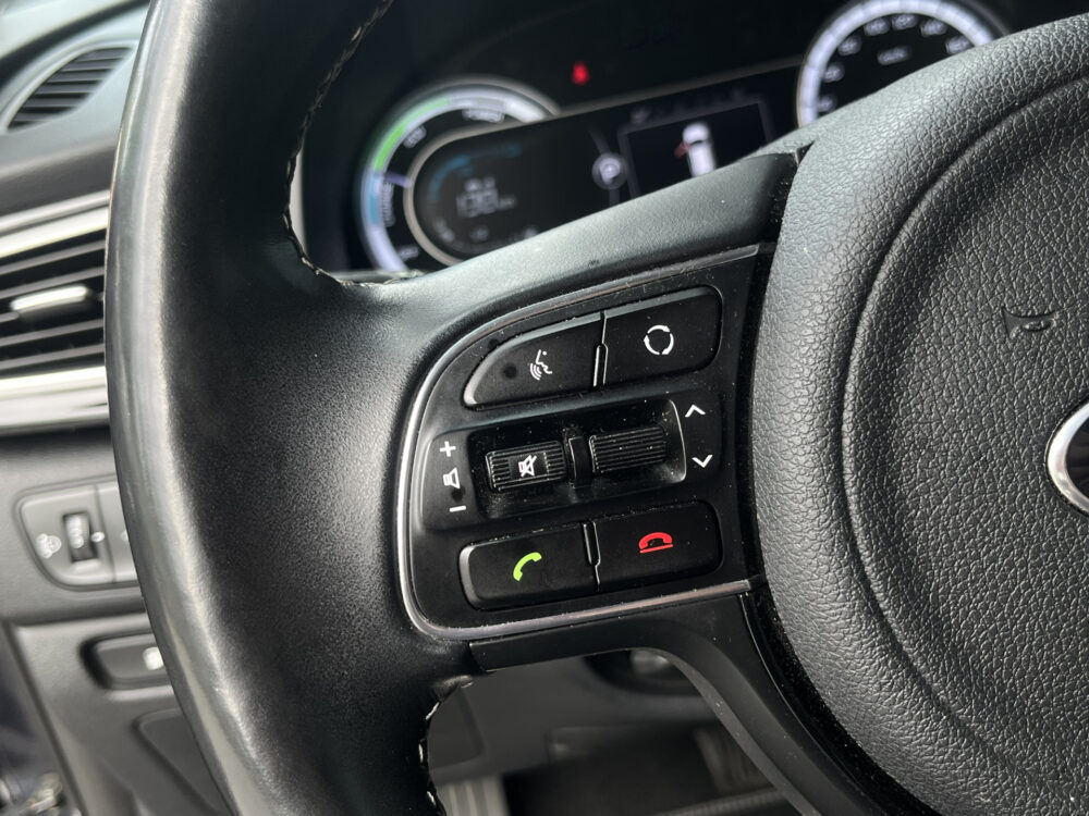 Kia Niro 1.6 GDi Hybrid DynamicPlusLine // LED // HALF LEDER // CAMERA+SENSOREN // NAVI+CARPLAY // AFN. TREKHAAK // 15