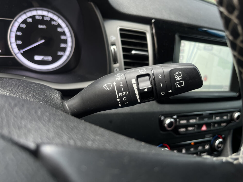Kia Niro 1.6 GDi Hybrid DynamicPlusLine // LED // HALF LEDER // CAMERA+SENSOREN // NAVI+CARPLAY // AFN. TREKHAAK // 18