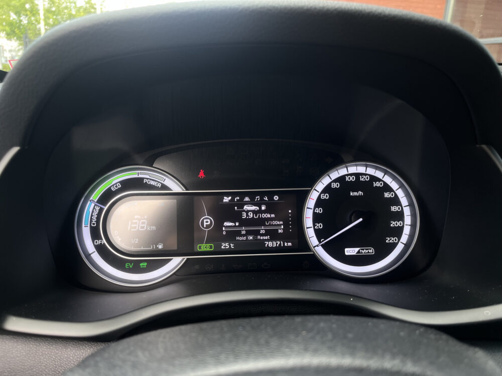 Kia Niro 1.6 GDi Hybrid DynamicPlusLine // LED // HALF LEDER // CAMERA+SENSOREN // NAVI+CARPLAY // AFN. TREKHAAK // 27