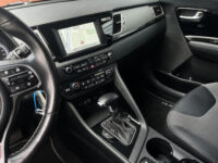 Kia Niro 1.6 GDi Hybrid DynamicPlusLine // LED // HALF LEDER // CAMERA+SENSOREN // NAVI+CARPLAY // AFN. TREKHAAK // 50