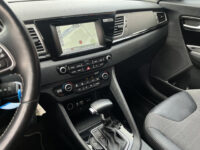 Kia Niro 1.6 GDi Hybrid DynamicPlusLine // LED // HALF LEDER // CAMERA+SENSOREN // NAVI+CARPLAY // AFN. TREKHAAK // 65