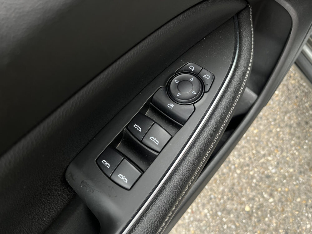 Opel Insignia Sports Tourer 1.5 Turbo Innovation // LED // HALF LEDER // CAMERA+SENSOREN // NAVI // STUUR+STOELVERWARMING // 16