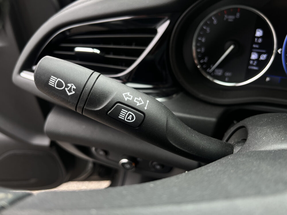 Opel Insignia Sports Tourer 1.5 Turbo Innovation // LED // HALF LEDER // CAMERA+SENSOREN // NAVI // STUUR+STOELVERWARMING // 19