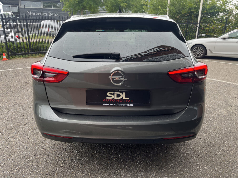 Opel Insignia Sports Tourer 1.5 Turbo Innovation // LED // HALF LEDER // CAMERA+SENSOREN // NAVI // STUUR+STOELVERWARMING // 4