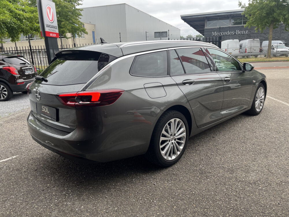 Opel Insignia Sports Tourer 1.5 Turbo Innovation // LED // HALF LEDER // CAMERA+SENSOREN // NAVI // STUUR+STOELVERWARMING // 5
