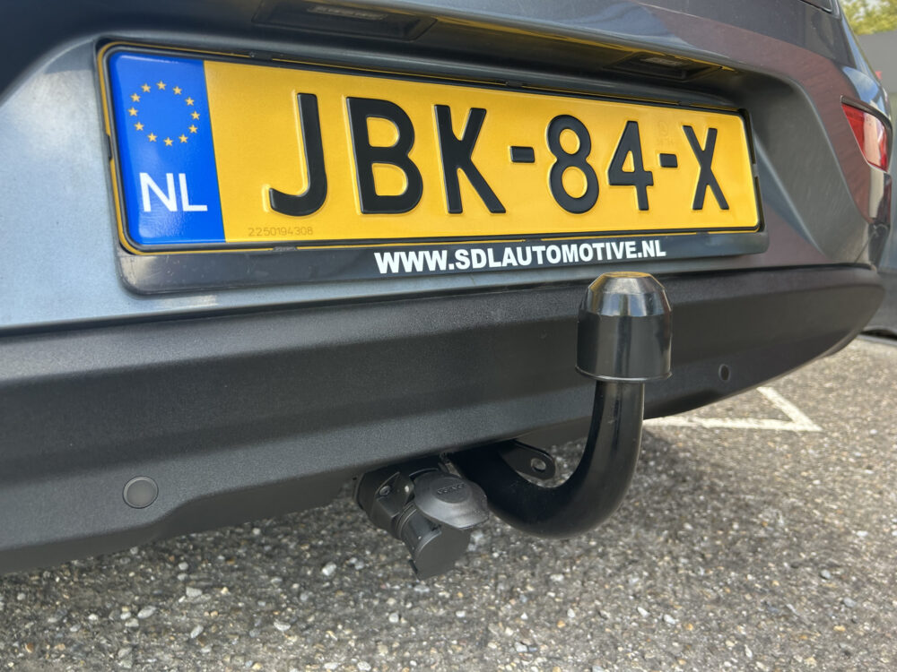 Volvo V40 1.5 T2 Momentum // CRUISE CONTROL // CLIMA // NAVI // PARKEERSENSOREN // TREKHAAK // 25