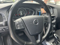 Volvo V40 1.5 T2 Momentum // CRUISE CONTROL // CLIMA // NAVI // PARKEERSENSOREN // TREKHAAK // 33